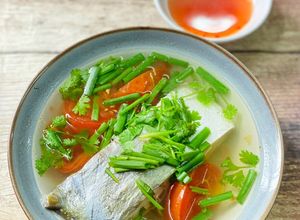 Hình của món Canh Cá Bè Nấu Cà Chua.