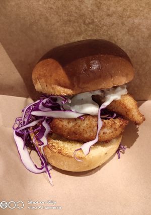A picture of Fish Burger.