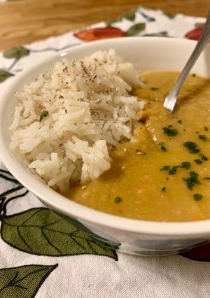 Foto di Riso pilaf e zuppa di carote, patate, ceci