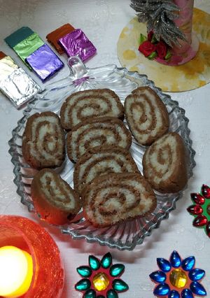 मारी बिस्किट मिठाई (marie biscuit mithai recipe in marathi) रेसिपी चे मुख्य फोटो 