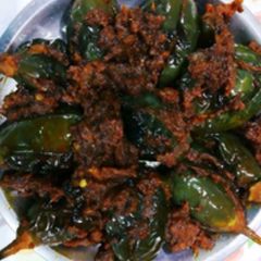A picture of Bharwa baigan.