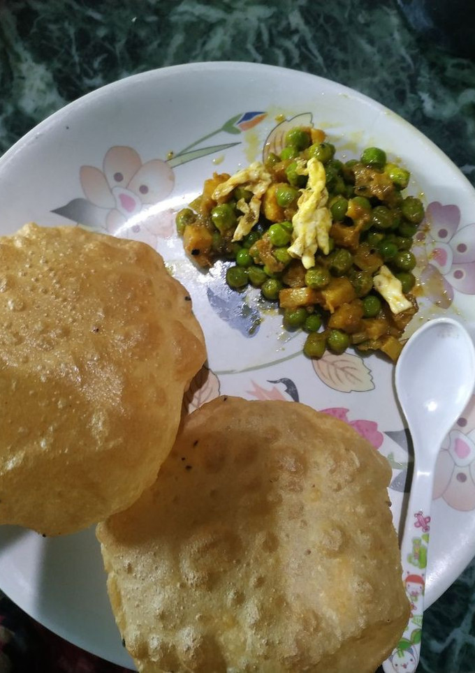 सूखी आलू मटर (sukhi aloo matar recipe in Hindi) रेसिपी मुख्य फोटो