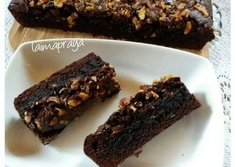 Simple Way to Prepare Super Quick Homemade Walnut brownie