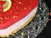 Una foto de tarta de limon facil