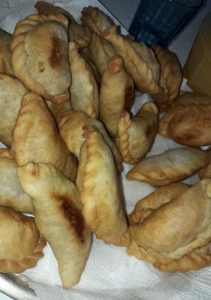Una foto de Tapa de empanadas caseriiita