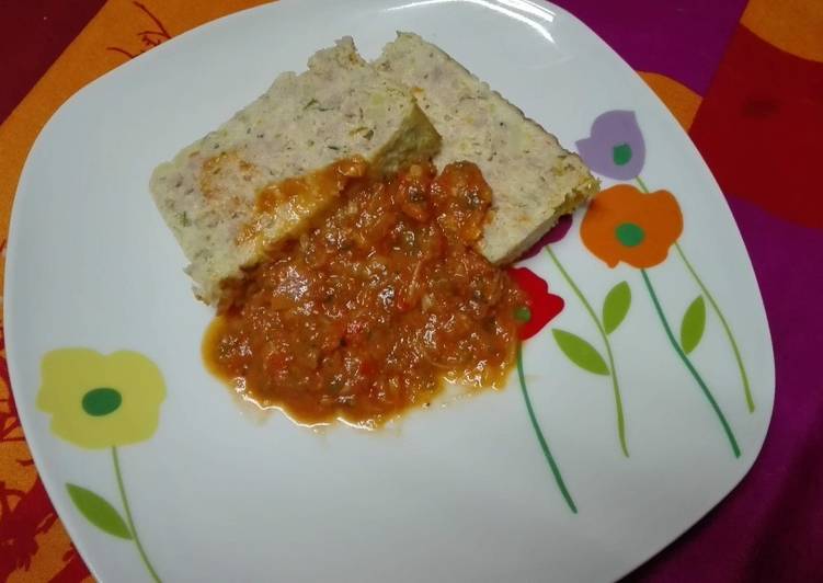 Pastel de carne con verduras, patata y zanahoria