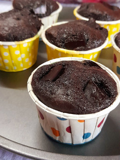 ચોકલેટ કપ કેક (Chocolate Cup Cake Recipe In Gujarati) રેસીપી મુખ્ય ફોટો