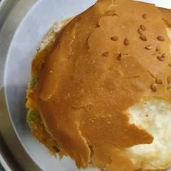 A picture of Veg burger.