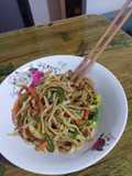 Low mein de tallarines con kanikama