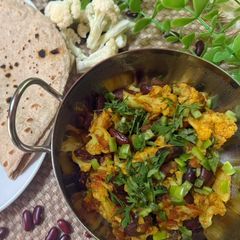 A picture of Cauliflower & Beans.