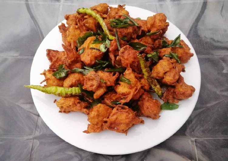 Recipe of Super Quick Homemade Gobhi Pakoras