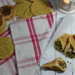 A picture of Ataif Velvet Pancakes.