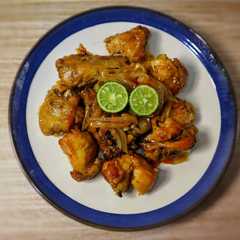 A picture of Ayam Goreng Mentega.
