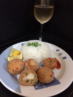 Una foto de Albóndigas de salmón rellenas con queso Philadelphia
