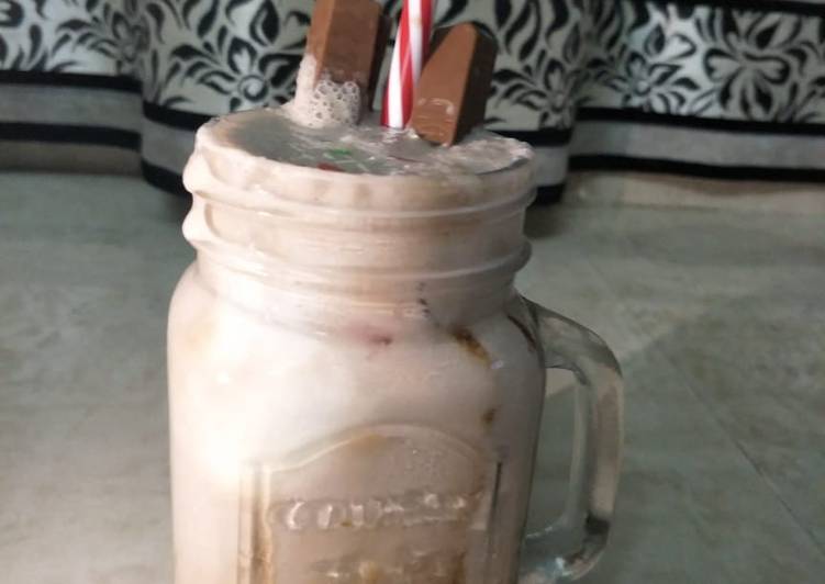 Kit Kat milk shake