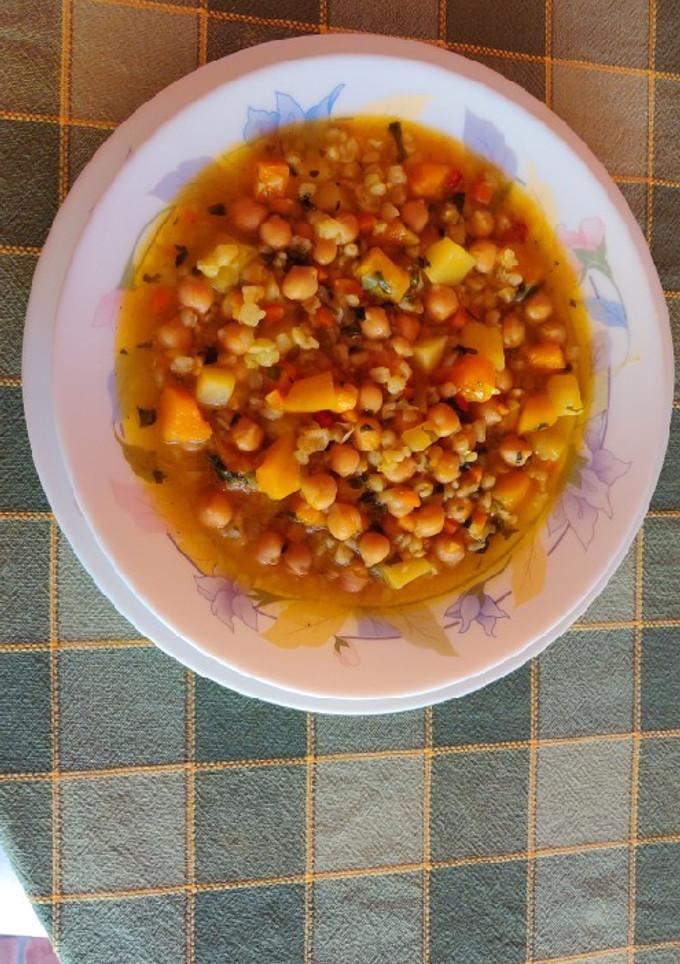 Una foto de Garbanzos con mote