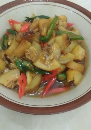 Foto resep Oseng kikil cabe hijau merah