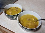A picture of split green peas