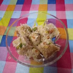A picture of Khoya barfi.