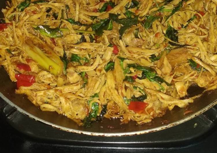 How to Cook Yummy Ayam suwir kemangi