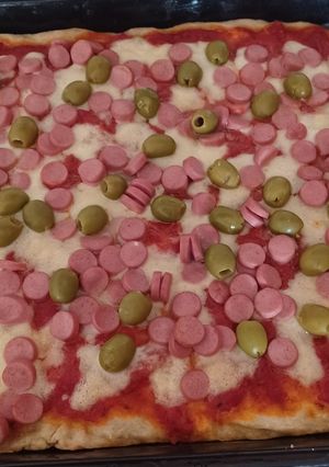 Foto di Pizza Margherita oppure condita in teglia 30×40 cm