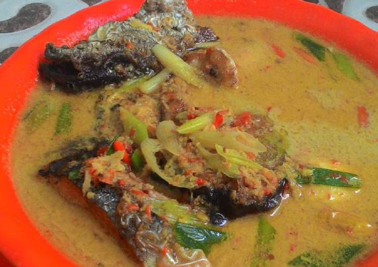 Cara membuat Ikan Patin masak Kuning yang lezat dan Mudah Dibuat