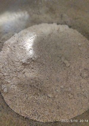A picture of Idly podi.
