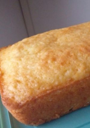 Una foto de Budín de vainilla simple y esponjoso