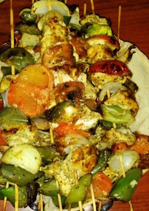 صورة لوصفة شيش طاووق صحي مع خضار Healthy Shish with Vegetables