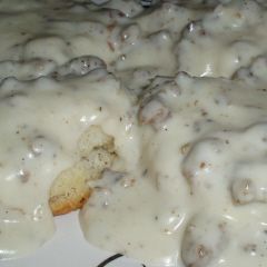 A picture of Sausage Gravy.
