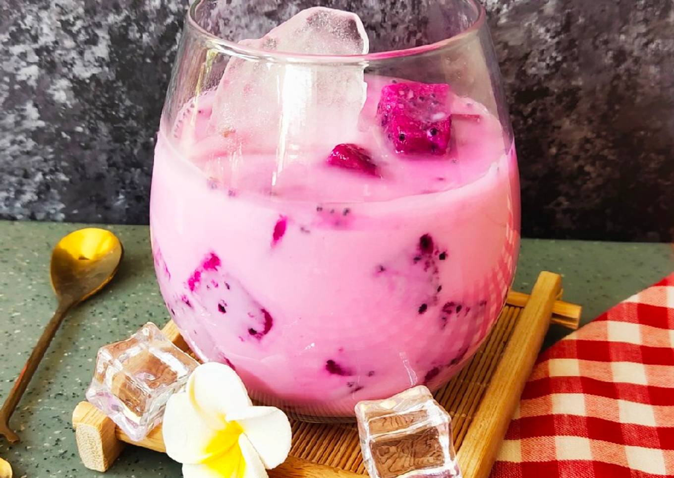 Es Susu Buah Naga