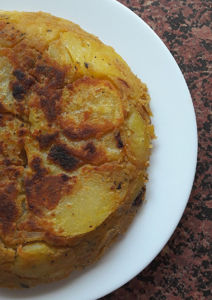 Una foto de Tortilla de patatas vegana