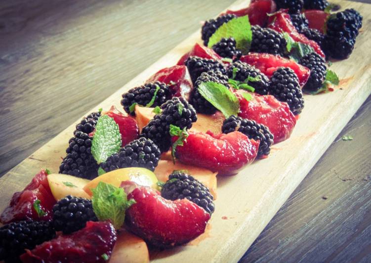 Easiest Way to Make Speedy Early Autumn Fruit Platter