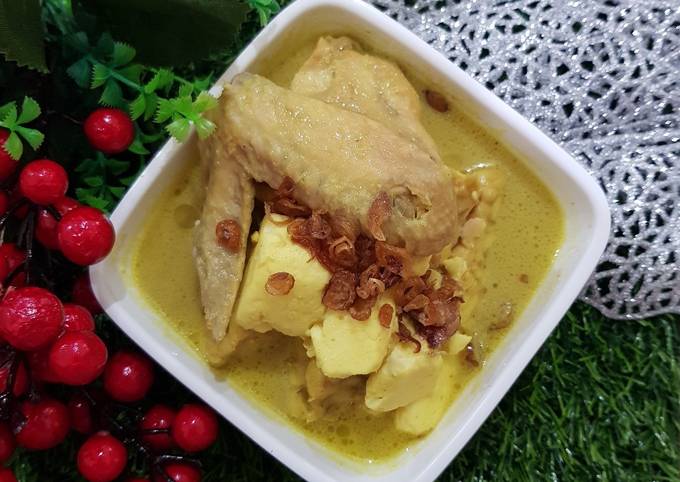 Opor Ayam Telur Tempe