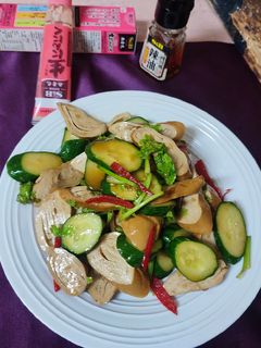涼拌素雞小黃瓜 的食譜成品照片