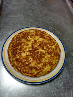 Una foto de Tortilla de patatas y cebolla