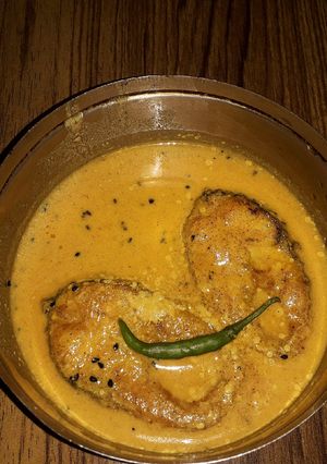 A picture of Shorshe-Illish | শর্শে-ইলিশ | Bengali Cuisine | বাঙালী পদ.