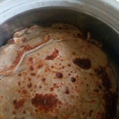 A picture of Banana pancakes.