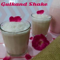 A picture of Gulkand MilkShake.