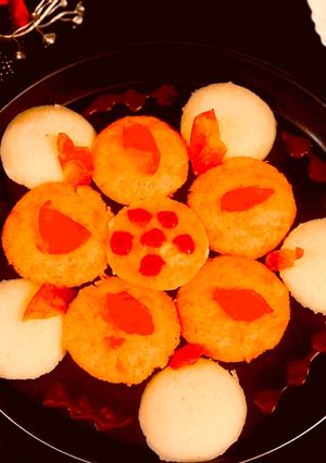 A picture of Tomato Idli.
