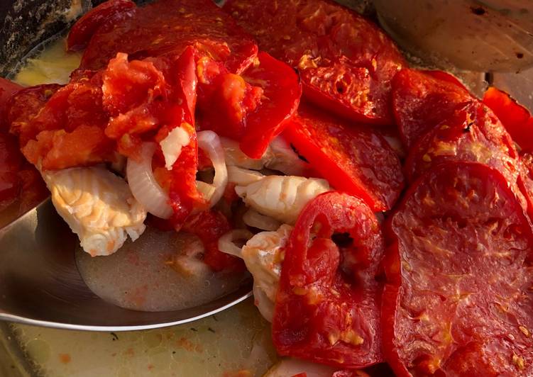Recipe: Delicious Klipfiskefad med tomat og hvidløg