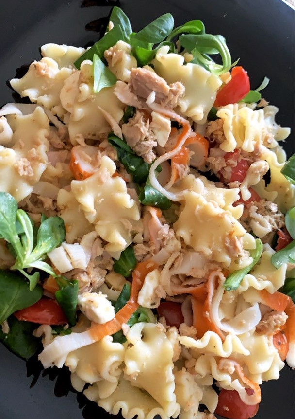 Una foto de Ensalada de pasta🥬