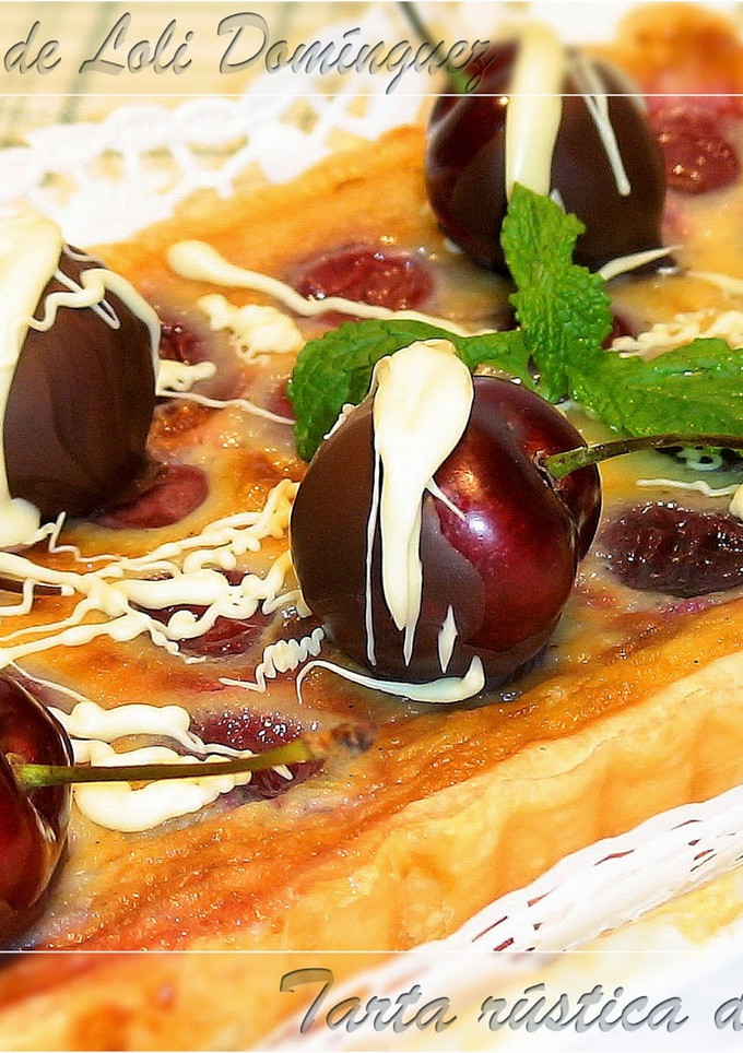 Una foto de Tarta rústica de cerezas