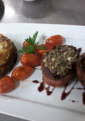 Una foto de Lomo en Salsa Malbec 