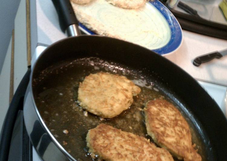 Easiest Way to Prepare Perfect Breaded Pork Chop Dinner