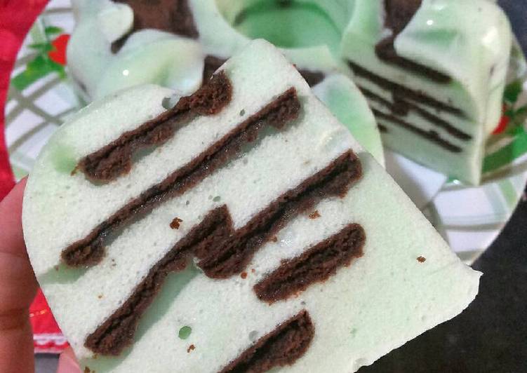 Puding Lapis Biskuat Coklat