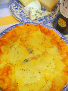 Una foto de Pizza 4 Quesos