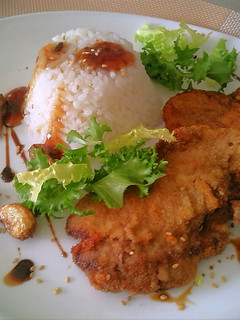 Una foto de Escalope de ternera con guarnición de arroz