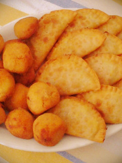 Una foto de Empanadillas de atún y huevo duro