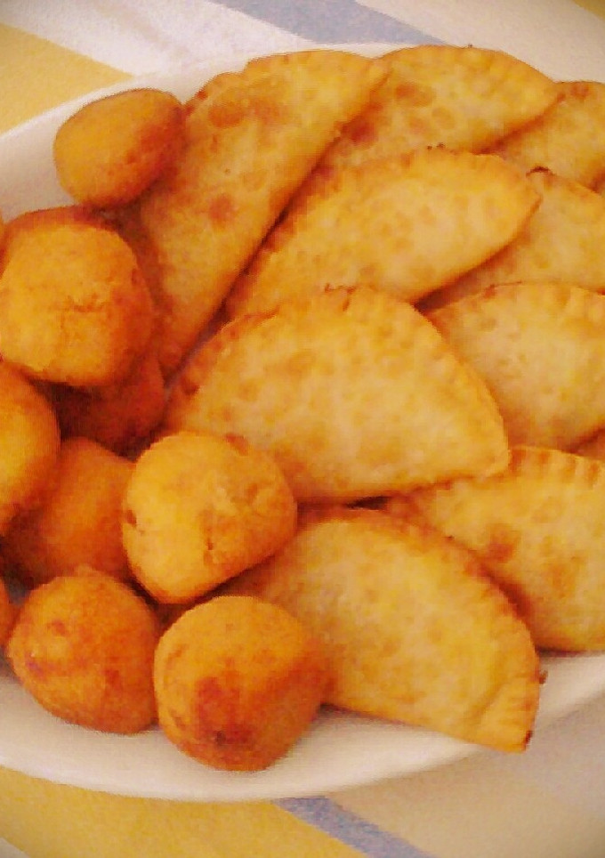 Una foto de Empanadillas de atún y huevo duro